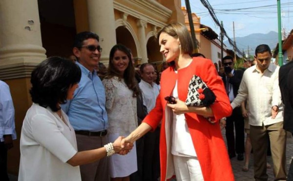 La reina de España viaja mañana a Honduras con material de ayuda humanitaria