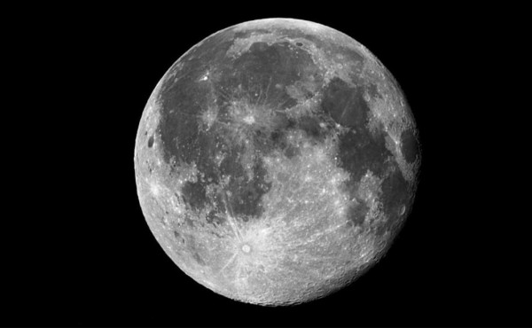 La Luna vivió una lluvia de asteroides hace 800 millones de años