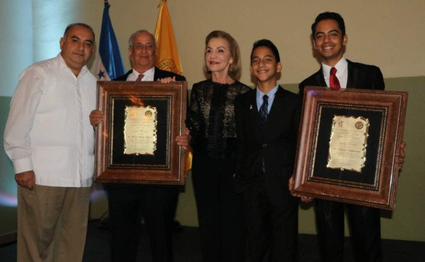 Galardón a Michael Hawit y Manuel Maldonado