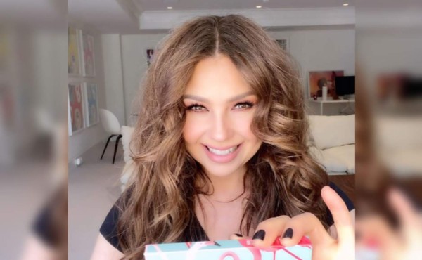 Thalía anuncia nuevo disco y vuelve a ser tendencia en redes sociales