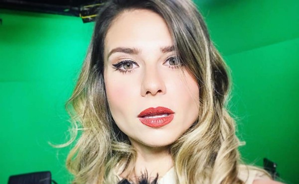 Actriz Analu Salazar denuncia a sacerdote por abuso sexual