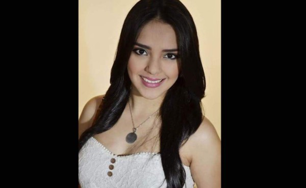 Paola Paz se reencuentra con su papá