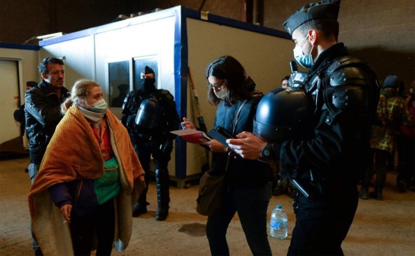 Un toque de queda reforzado para 6 millones de franceses desde el sábado ﻿