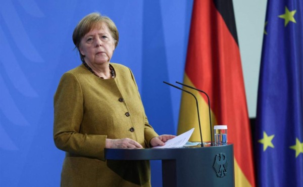 Merkel impone su línea estricta frente a las regiones en la lucha anticovid en Alemania  