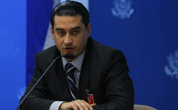 Director de Invest-H dice que no renunciará, a pesar de supuestas compras sobrevaloradas