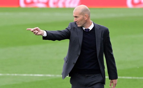 Zidane no desvela su futuro en el Real Madrid: 'Voy a hablar con el club tranquilamente'