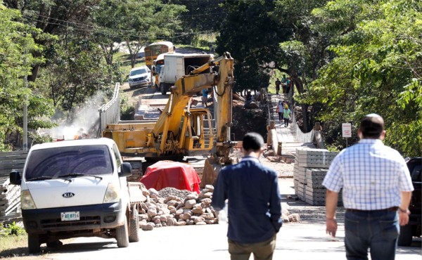 Este mes estaría listo puente bailey que comunicará seis municipios de Santa Bárbara y Lempira