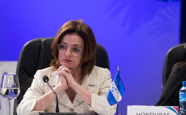 Cámara de Comercio de Minorías inicia en Honduras XXI Cumbre Mundial de Mujer  