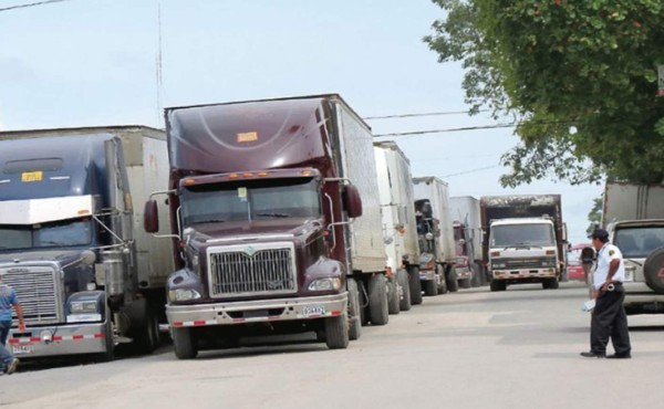 Honduras aplica medidas de reciprocidad al transporte de carga pesada de Costa Rica