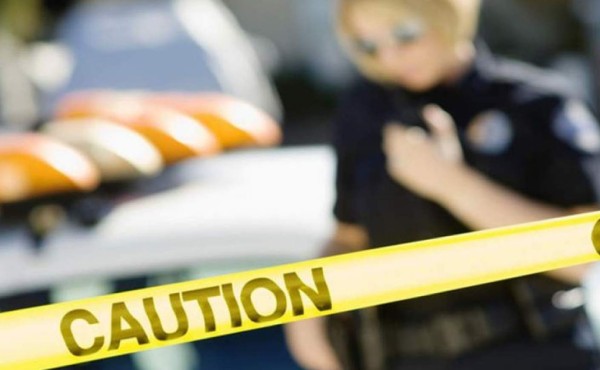 Detienen a tres jóvenes que planeaban matanza en escuela de EUA