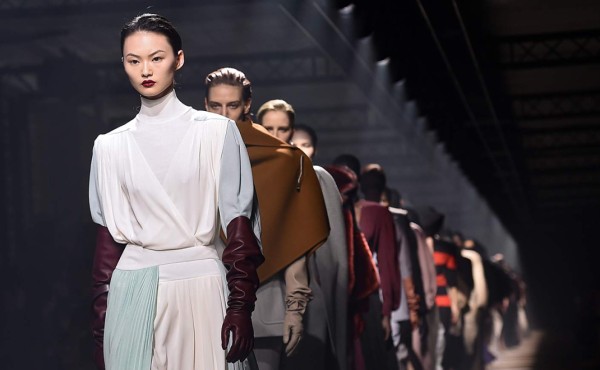 Givenchy elige como diseñador a un excolaborador de Lady Gaga y Kayne West