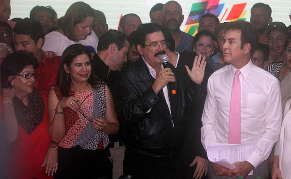 Mel Zelaya pide contar actas en presencia de todos los sectores