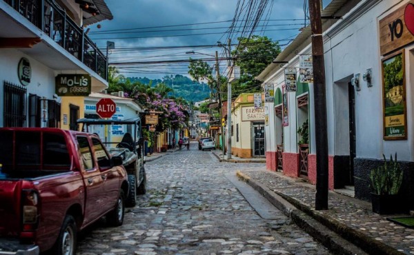 Empresarios de Copán Ruinas reportan pérdidas por apagón que lleva más de 36 horas