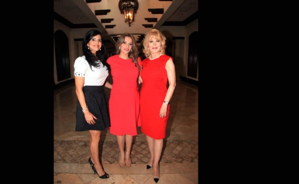 Fiesta maternal para Viviana Bueso de Guevara