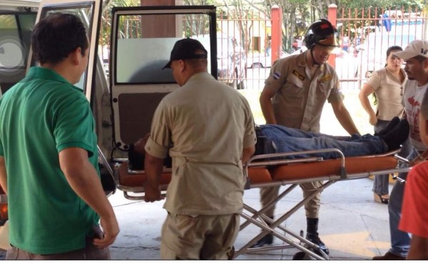 Hospitalizan a alcalde de Santa Rosa tras sufrir fuerte caída