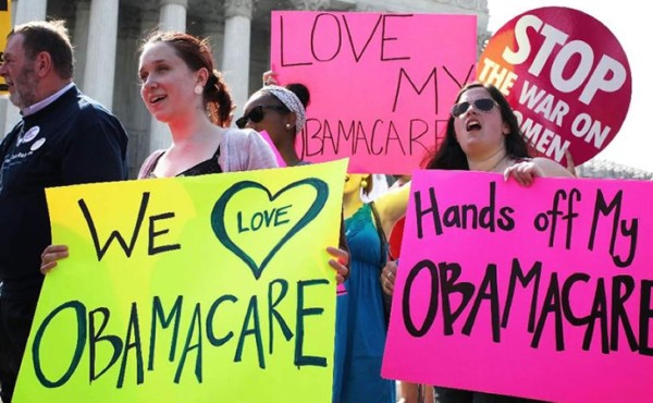 Republicanos incluyen golpe a Obamacare en proyecto de reforma fiscal