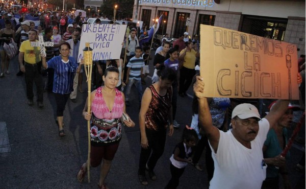 Nueva jornada de la marcha de la antorchas en Tegucigalpa