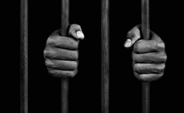 Dos hondureños son condenados a 8 años de prisión por narcotráfico en Panamá