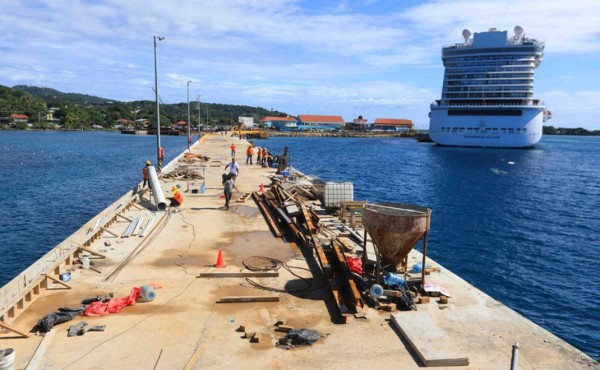 Roatán agranda sus puertas al mundo con ampliación del puerto