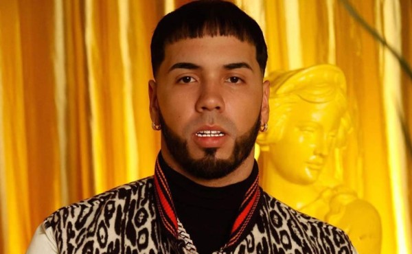 Anuel AA se hace un cambio radical de look