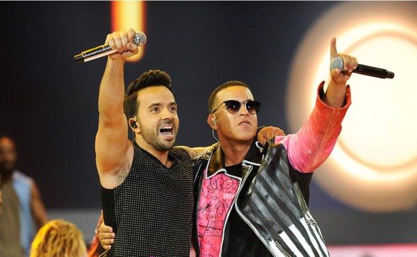 Imagen de Fonsi en campaña turística de P.Rico causa disputa con Daddy Yankee&nbsp;&nbsp;
