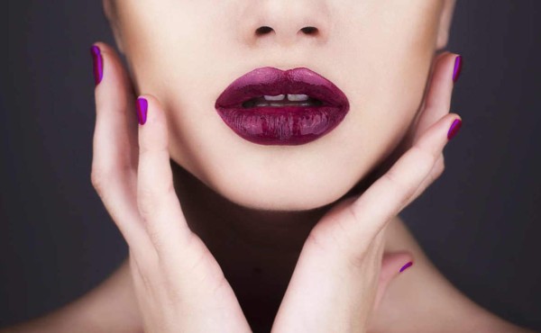 Tonos vibrantes para los labios esta temporada