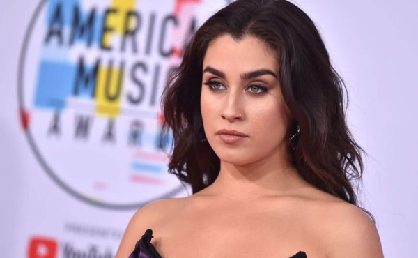 Lauren Jáuregui en campaña bilingüe de MTV para movilizar votantes jóvenes en EEUU