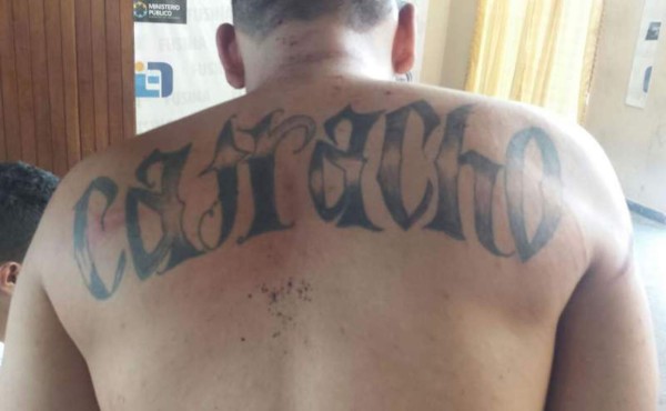 Bayron Xavier Ramírez Contreras alias 'Catracho', investigado por su supuesta participación en una masacre.