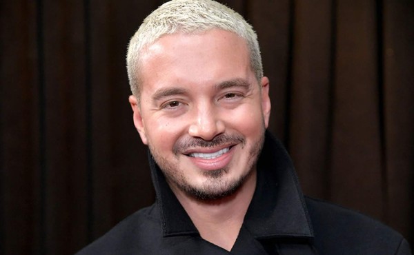 J Balvin confirma romance con bella modelo argentina durante los Grammy 2019