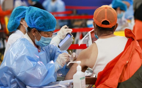 China arremete contra investigación de inteligencia de EEUU sobre el origen del virus