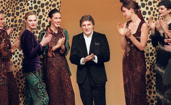 Diseñador de moda Emanuel Ungaro fallece en París a los 86 años