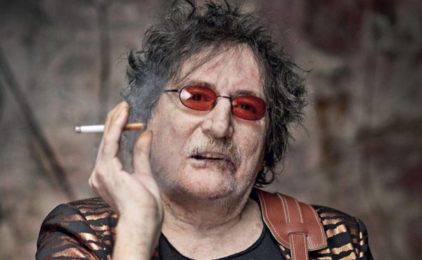 Internado con fiebre el músico Charly García, que dio negativo en COVID-19