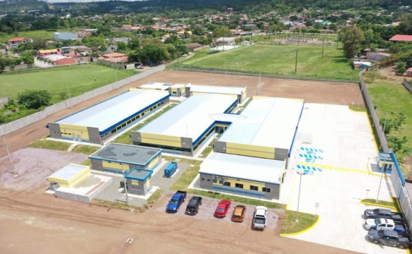 En Siguatepeque: inauguran instalaciones de la Policía valoradas en casi L57 millones