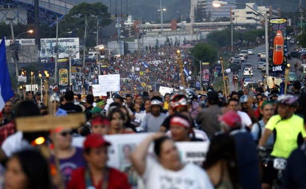 Nueva jornada de la marcha de la antorchas en Tegucigalpa