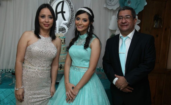 Quince años Arlin Mejía Bronfield