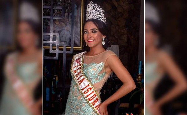 Rosa Gutiérrez es coronada como la reina de la Feria Isidra