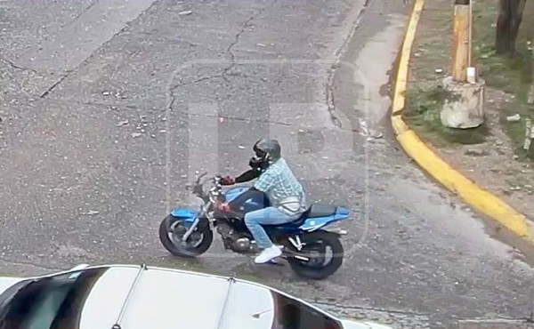 DPI ya tiene la pista de banda que asalta en motocicletas