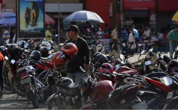 Más de 6,000 placas de motos no han sido reclamadas