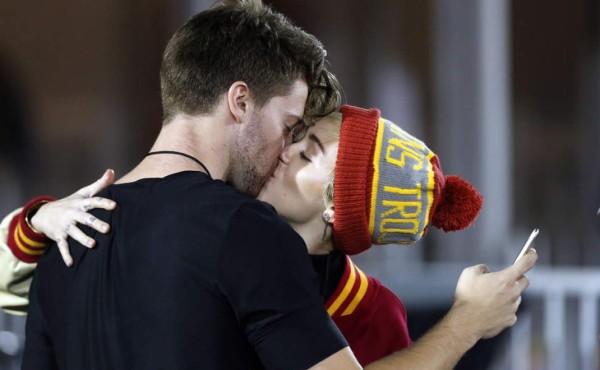¡Confirmado! Miley Cyrus anda con Patrick Schwarzenegger