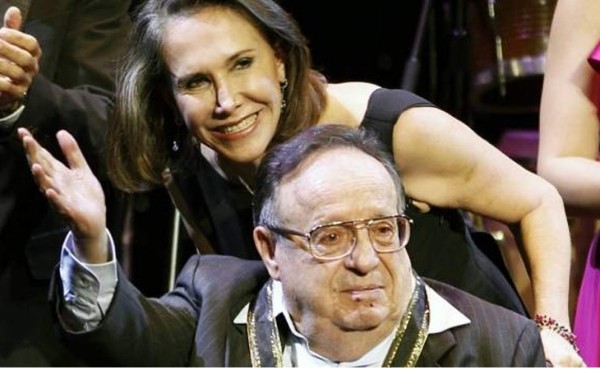 Los perros aullaban cuando Roberto murió: Florinda Meza