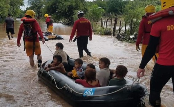 Honduras: Extienden alerta roja hasta las 9:00 am de mañana en la zona centro y sur
