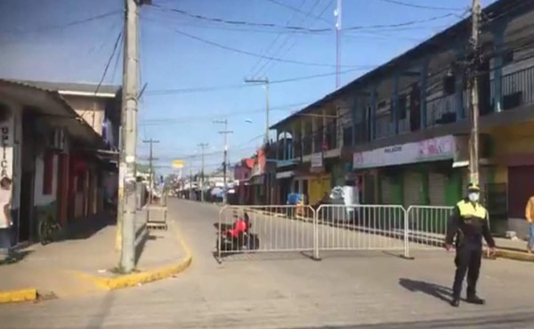 Redoblan vigilancia y cierran distrito comercial en El Progreso para frenar al COVID-19