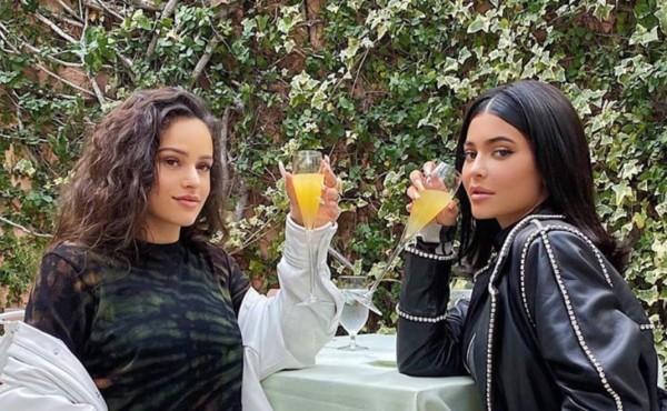 Rosalía y Kylie Jenner paralizan las redes con su reunión sorpresa