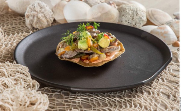 Tostadas de atún en escabeche&nbsp;&nbsp;