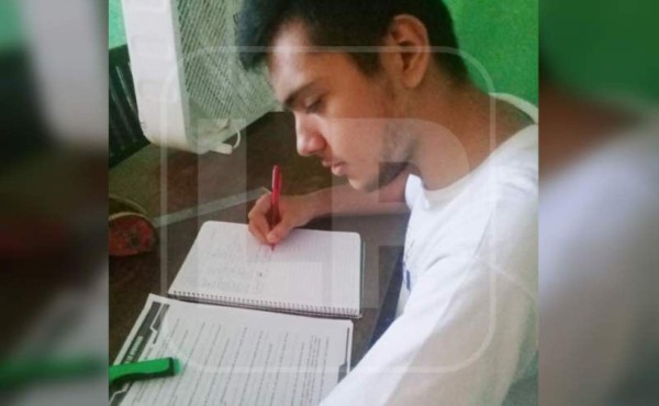 Estudiantes hondureños festejaron su día con incertidumbre sobre retomar clases  