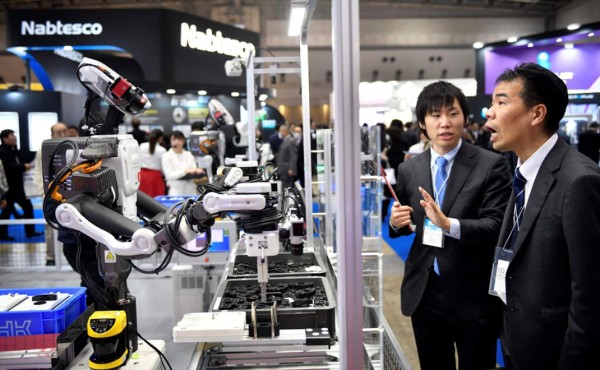 Los robots para suplir carencias afectivas continúan su expansión