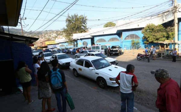 Asesinos a taxista: 'Desviate aquí, que te llevamos a matar'