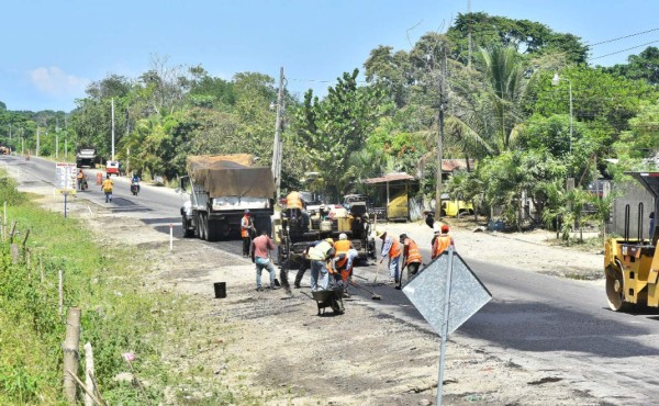 Reparan la CA-13 para que se movilicen turistas al litoral