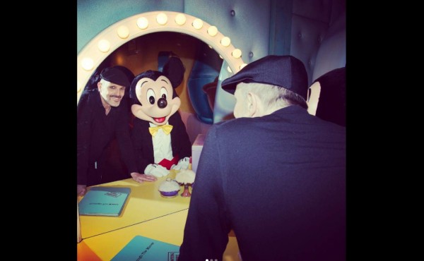 Miguel Bosé comparte por primera vez foto con sus cuatro hijos