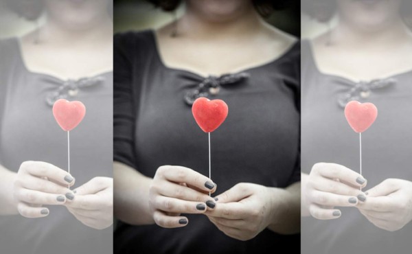 Le sigue siendo fiel a su exnovio